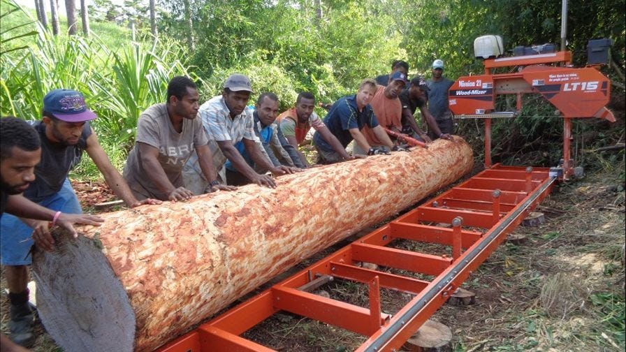 Fiji log rolling